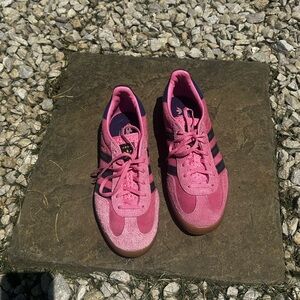 Adidas Gazelles size 9